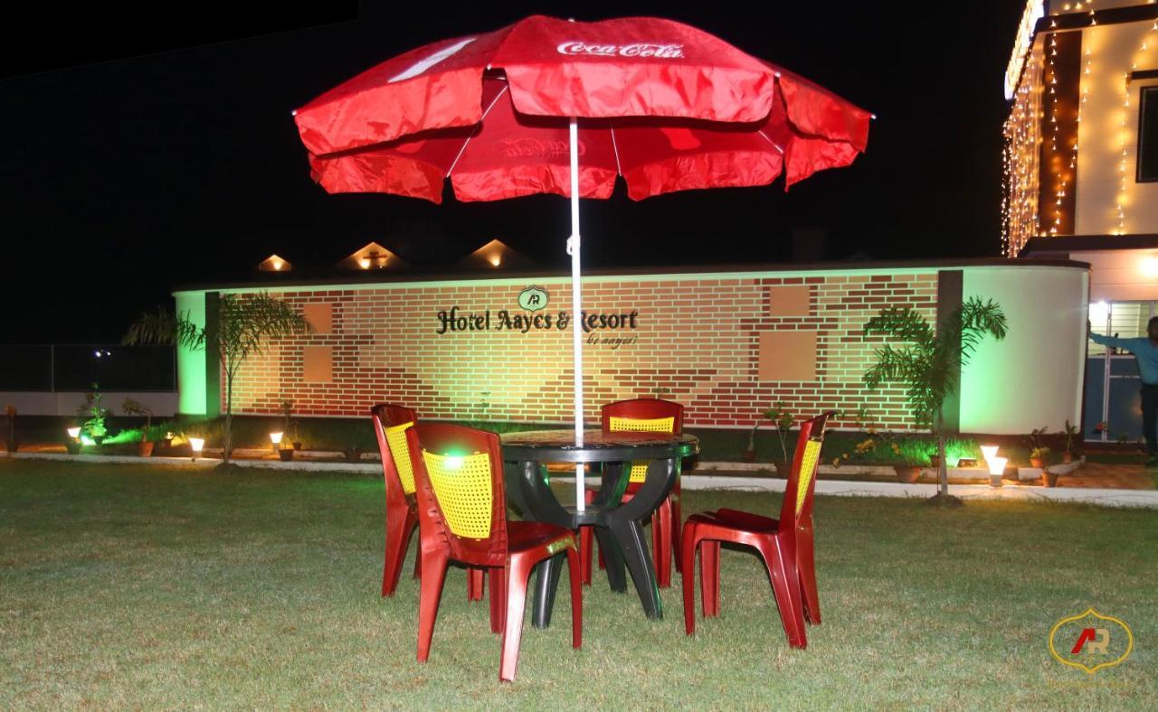 Hotel Aayes And Resort Shānti Niketan المظهر الخارجي الصورة